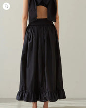 画像をギャラリービューアに読み込む, KANAKO TAMURA Taffeta Long Skirt(Navy)