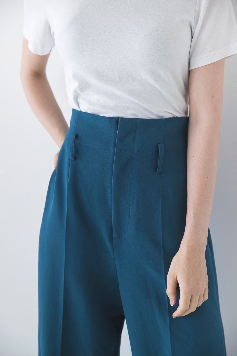 パンツ SOLD OUT メリルハイテンション ジョッパーズパンツ〈24SSモデル